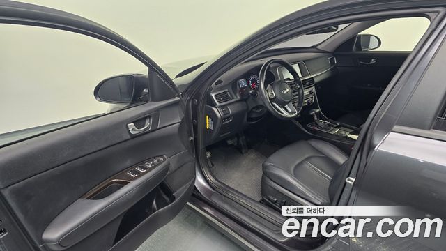 Kia K5 (II) 2.0 Prestige 2019 — фото 11