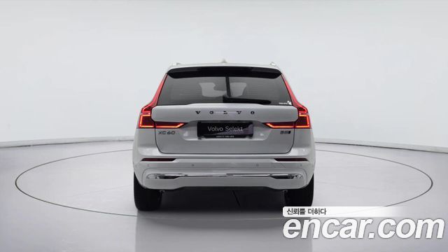 Volvo XC60 (II) B5 Ultimate Bright 2024 — фото 5