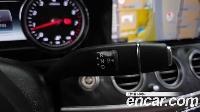 Mercedes-Benz E-Class (W213) E200 Avantgarde 2018 — фото 9