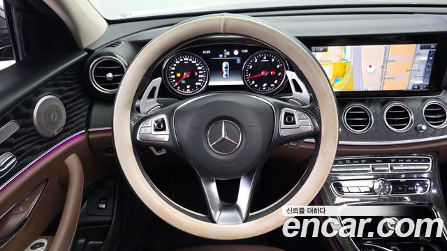 Mercedes-Benz E-Class (W213) E200 Avantgarde 2018 — фото 17