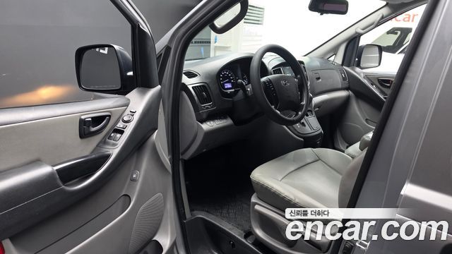 Hyundai Grand Starex Wagon 12-Seater Smart 2020 — фото 10