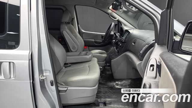 Hyundai Grand Starex Wagon 12-Seater Smart 2020 — фото 26