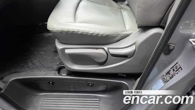 Hyundai Grand Starex Wagon 12-Seater Smart 2020 — фото 27