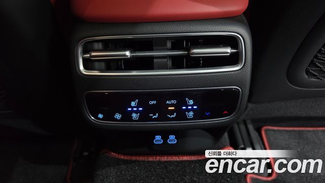 Genesis GV70 3.5T Gasoline AWD 2025 — фото 17