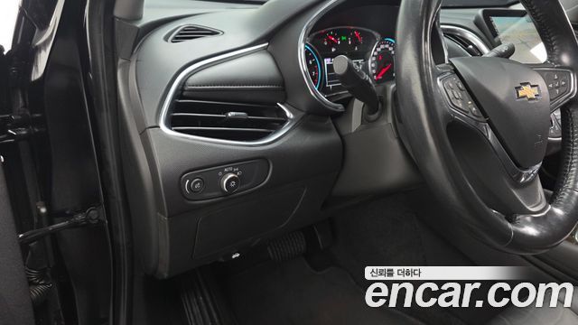 Chevrolet Malibu 2.0 Turbo Perfect black 2018 — фото 17