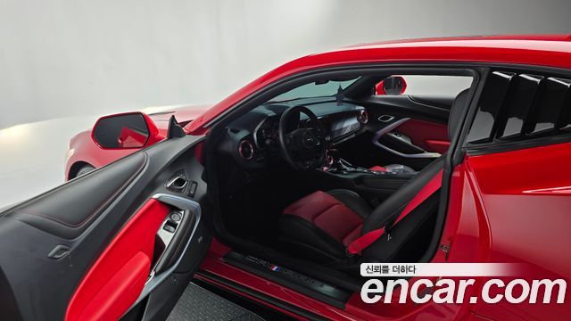 Chevrolet Camaro SS 6.2 V8 Volcano Red 2017 — фото 10