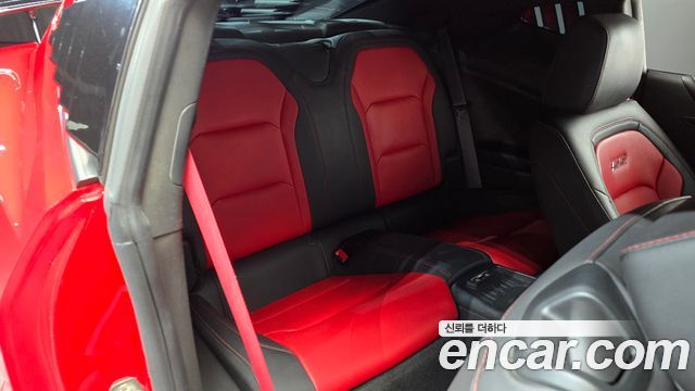 Chevrolet Camaro SS 6.2 V8 Volcano Red 2017 — фото 11