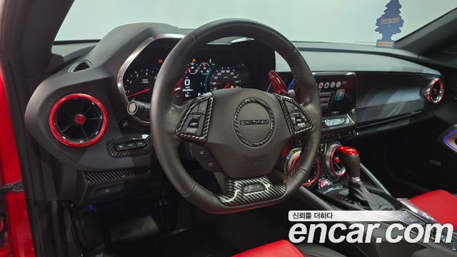 Chevrolet Camaro SS 6.2 V8 Volcano Red 2017 — фото 12
