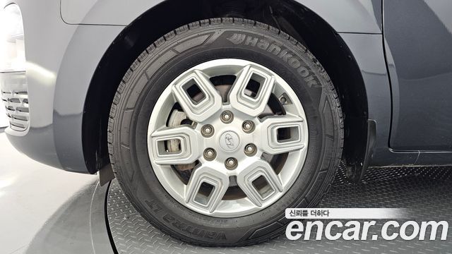 Hyundai Staria Cargo 5-Seater Modern 2023 — фото 5