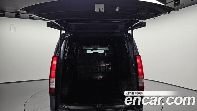 Hyundai Staria Cargo 5-Seater Modern 2023 — фото 31