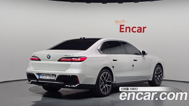 BMW 7 Series (G70) 740d xDrive M Sport 2025 — фото 2