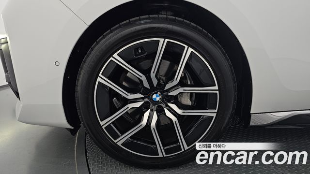 BMW 7 Series (G70) 740d xDrive M Sport 2025 — фото 5