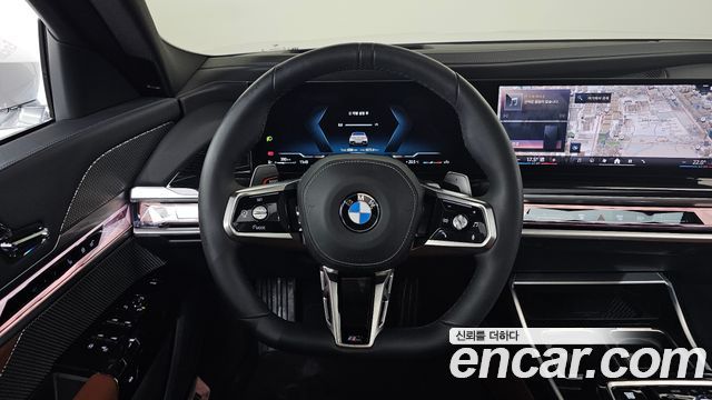 BMW 7 Series (G70) 740d xDrive M Sport 2025 — фото 13