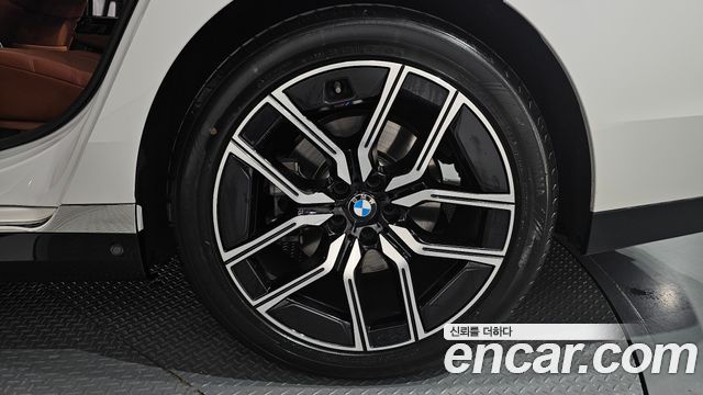 BMW 7 Series (G70) 740d xDrive M Sport 2025 — фото 21