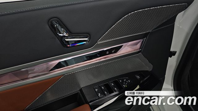 BMW 7 Series (G70) 740d xDrive M Sport 2025 — фото 28