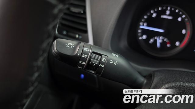 Hyundai Tucson Diesel 2.0 2WD Style Special 2017 — фото 28