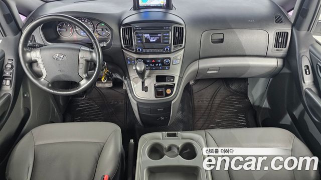 Hyundai Grand Starex 12-Seater Wagon Modern 2017 — фото 7