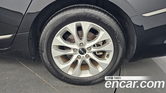 Kia K8 2.5 Gasoline 2WD Noblesse Light 2023 — фото 5