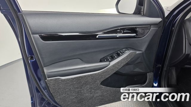 Kia Seltos Gasoline 1.6 Turbo 2WD Gravity 2023 — фото 24