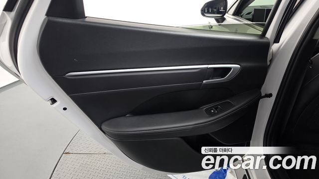 Hyundai Sonata The Edge (DN8) 2.0 Exclusive 2024 — фото 31