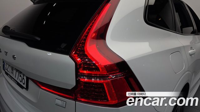 Volvo XC60 (II) T8 R-Design 2021 — фото 23