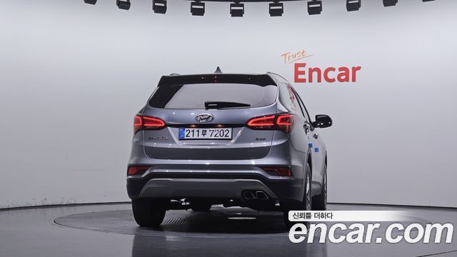 Hyundai Santa Fe The Prime Diesel 2.0 2WD Value Plus 2018 — фото 4