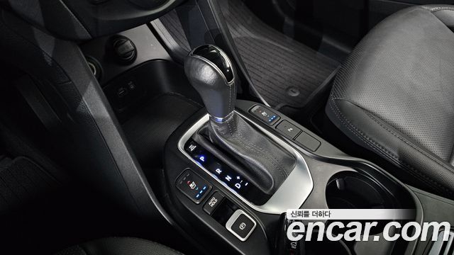 Hyundai Santa Fe The Prime Diesel 2.0 2WD Value Plus 2018 — фото 9