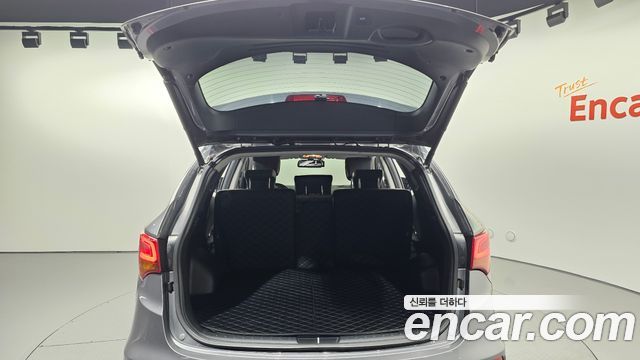 Hyundai Santa Fe The Prime Diesel 2.0 2WD Value Plus 2018 — фото 20