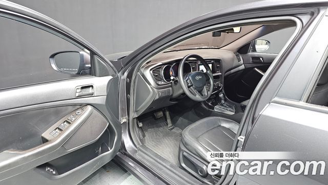 Kia K5 LPI Deluxe 2013 — фото 10