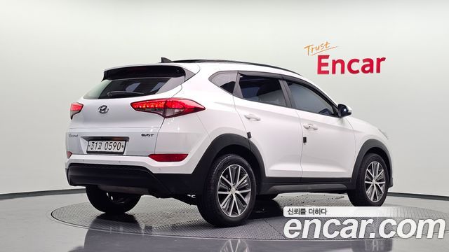 Hyundai Tucson Diesel 1.7 2WD Modern 2016 — фото 2