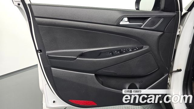 Hyundai Tucson Diesel 1.7 2WD Modern 2016 — фото 24