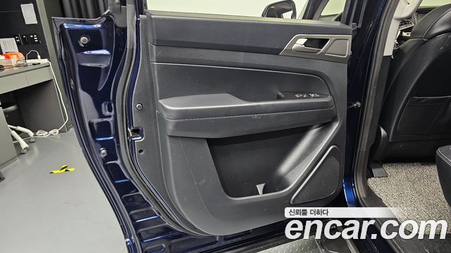 KG Mobility (SsangYong) Rexton Sports Diesel 2.2 4WD Prestige 2018 — фото 25