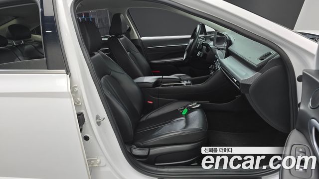 Hyundai Sonata The Edge (DN8) 2.0 Premium 2024 — фото 15