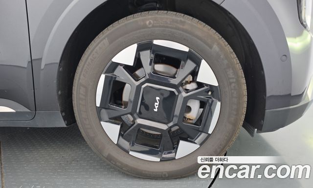 Kia Carnival (IV) HEV 7seater Signature 2024 — фото 21