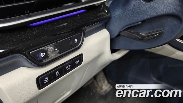 Kia Carnival (IV) HEV 7seater Signature 2024 — фото 27