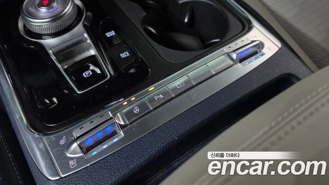Kia Carnival (IV) HEV 7seater Signature 2024 — фото 31