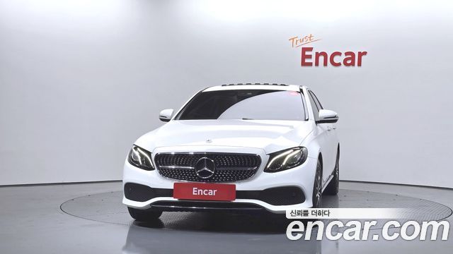 Mercedes-Benz E-Class (W213) E300 Avantgarde 2019 — фото 3