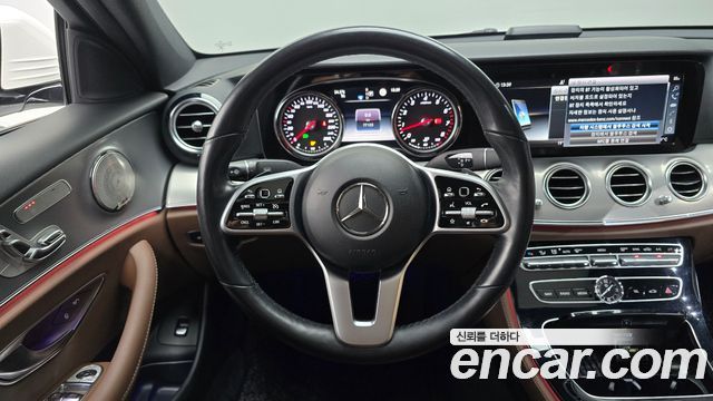 Mercedes-Benz E-Class (W213) E300 Avantgarde 2019 — фото 17