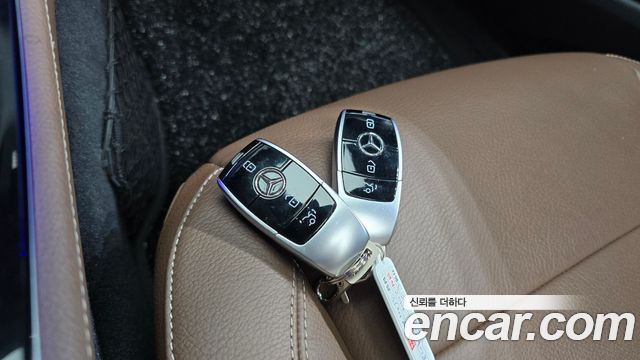 Mercedes-Benz E-Class (W213) E300 Avantgarde 2019 — фото 22