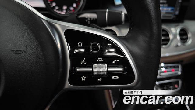 Mercedes-Benz E-Class (W213) E300 Avantgarde 2019 — фото 33