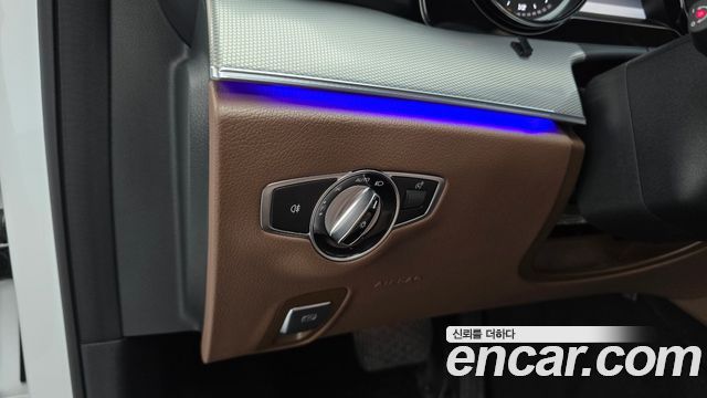 Mercedes-Benz E-Class (W213) E300 Avantgarde 2019 — фото 35