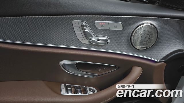 Mercedes-Benz E-Class (W213) E300 Avantgarde 2019 — фото 36