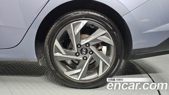 Hyundai Avante (CN7) 1.6 Inspiration 2024 — фото 21