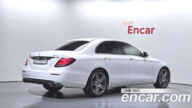 Mercedes-Benz E-Class (W213) E300 Avantgarde 2019 — фото 2