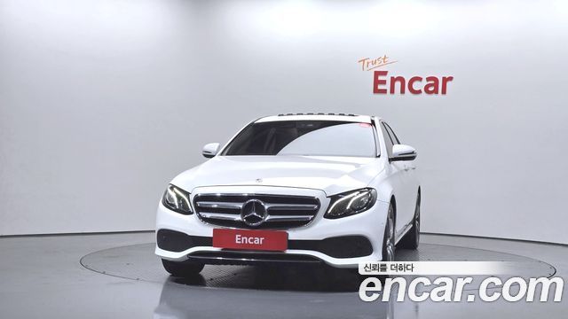 Mercedes-Benz E-Class (W213) E300 Avantgarde 2019 — фото 3