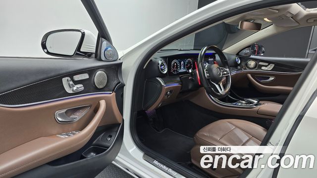 Mercedes-Benz E-Class (W213) E300 Avantgarde 2019 — фото 10
