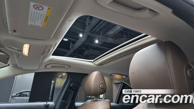 Mercedes-Benz E-Class (W213) E300 Avantgarde 2019 — фото 39