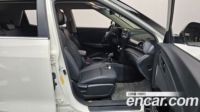 KG Mobility (SsangYong) Very New Tivoli Gasoline 1.5 2WD V3 Special 2021 — фото 26