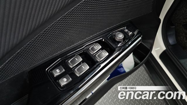KG Mobility (SsangYong) Very New Tivoli Gasoline 1.5 2WD V3 Special 2021 — фото 28