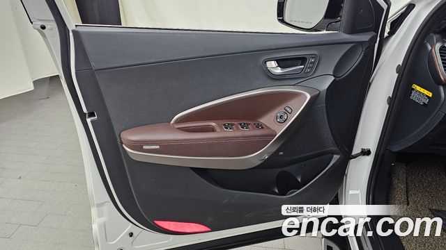 Hyundai Maxcruise Gas 3.3 4WD Finest Edition 2018 — фото 24